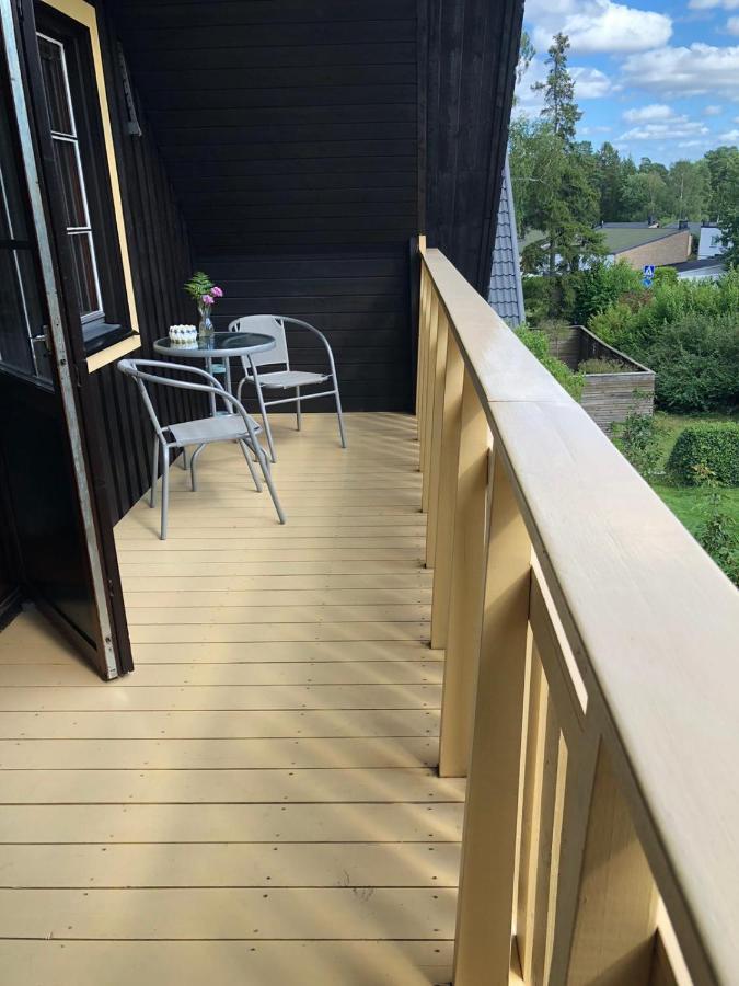 Anitas B&B Stockholm/Vaellingby Bagian luar foto